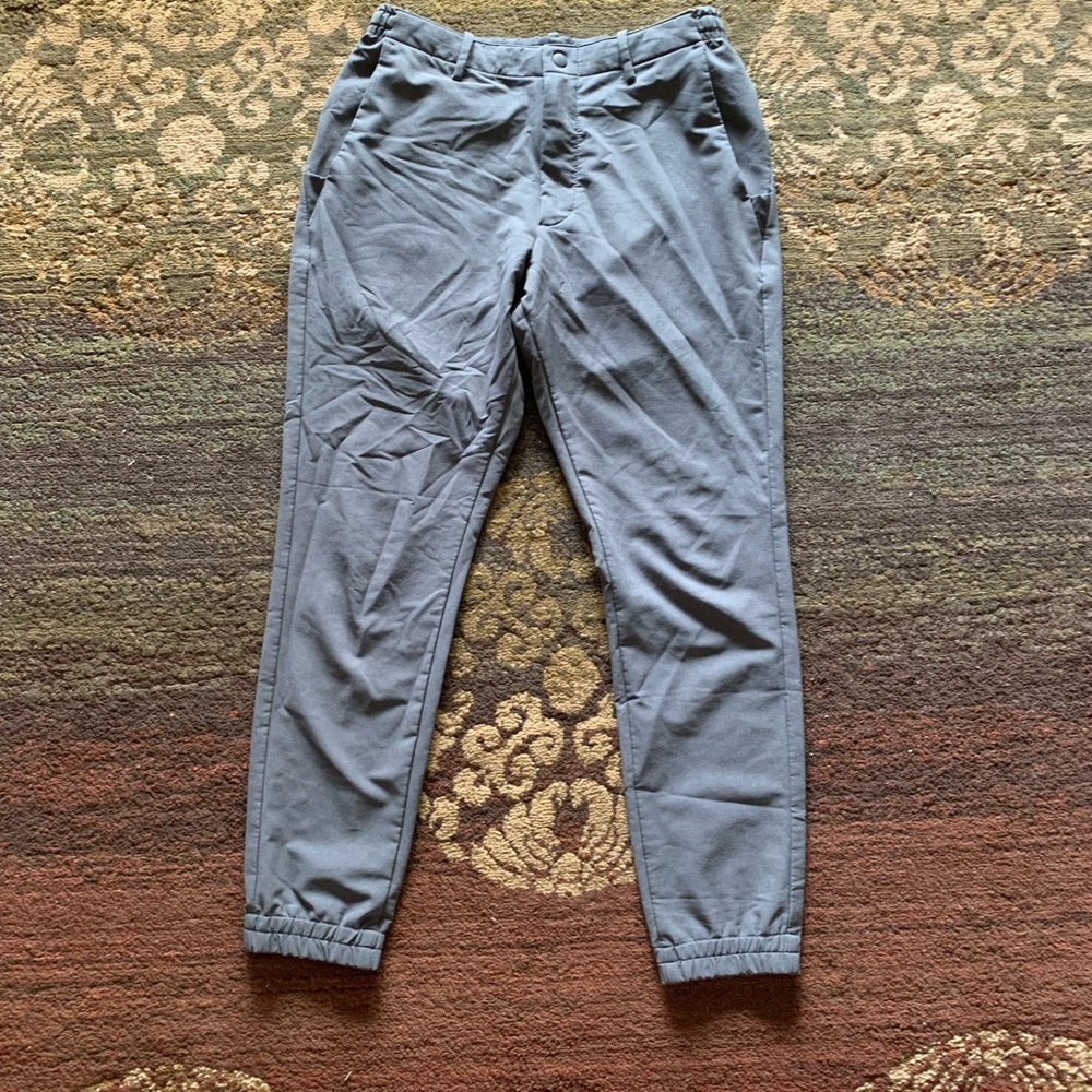 Uniqlo Ultra Stretch Grey Active Jogger Pants - Picture 3 of 6